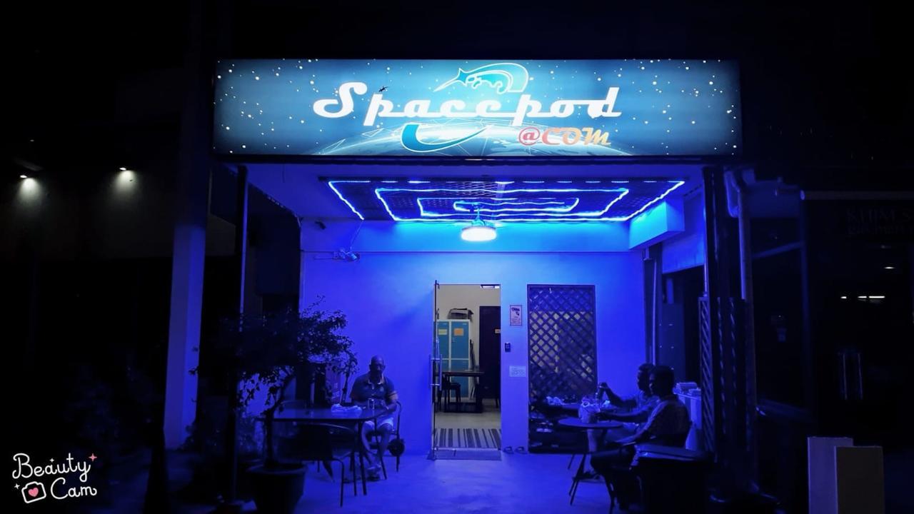 Spacepod@Com Singapore Exterior foto
